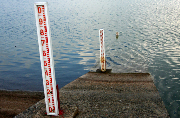 Cột đo mực nước biển